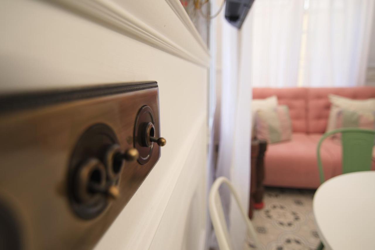 Mara'S Apartments Torremolinos La Mar - Beachfront Tiny House - Bajondillo Esterno foto
