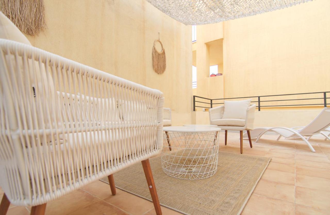 Mara'S Apartments Torremolinos La Mar - Beachfront Tiny House - Bajondillo Esterno foto