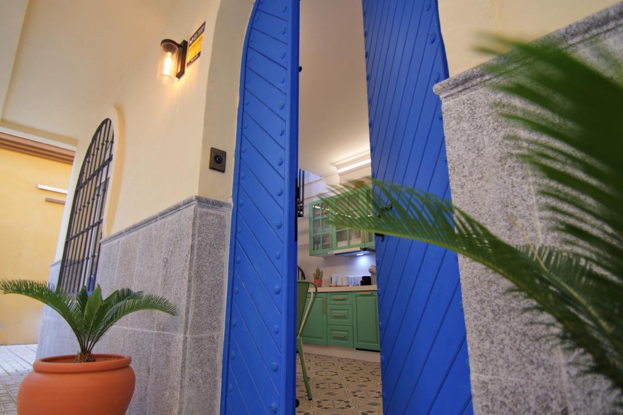 Mara'S Apartments Torremolinos La Mar - Beachfront Tiny House - Bajondillo Esterno foto