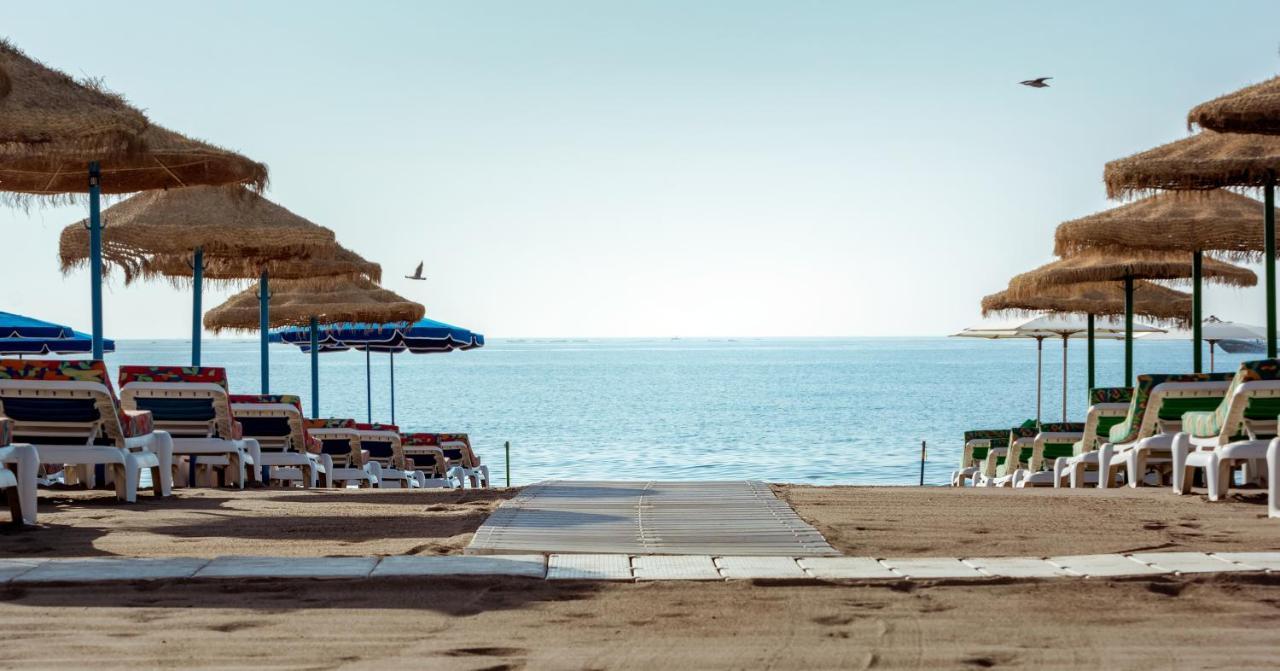 Mara'S Apartments Torremolinos La Mar - Beachfront Tiny House - Bajondillo Esterno foto